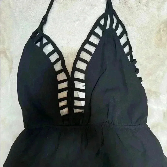 Windsor Women’s Chic maxi black dress - halter back or cris cross. NWT - Picture 3 of 7